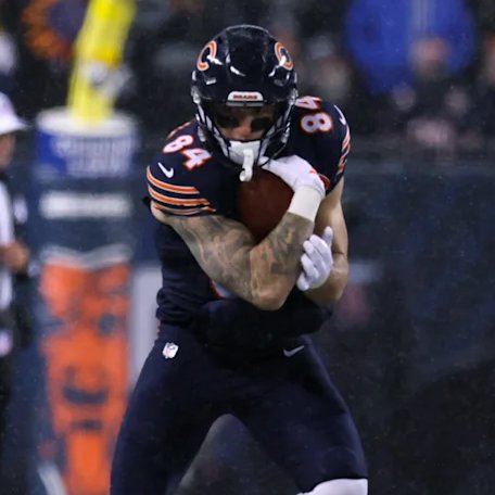 DepBearsFan's tweet image. Having Cole Kmet and Colston Loveland is such a cheat code