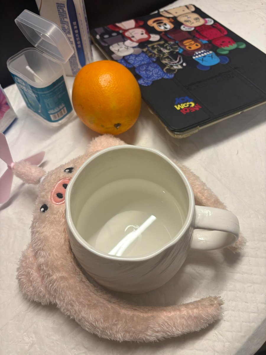 RunBookmark7's tweet image. 朝一番にコップ一杯の温かい水を飲むのは健康に良いです！