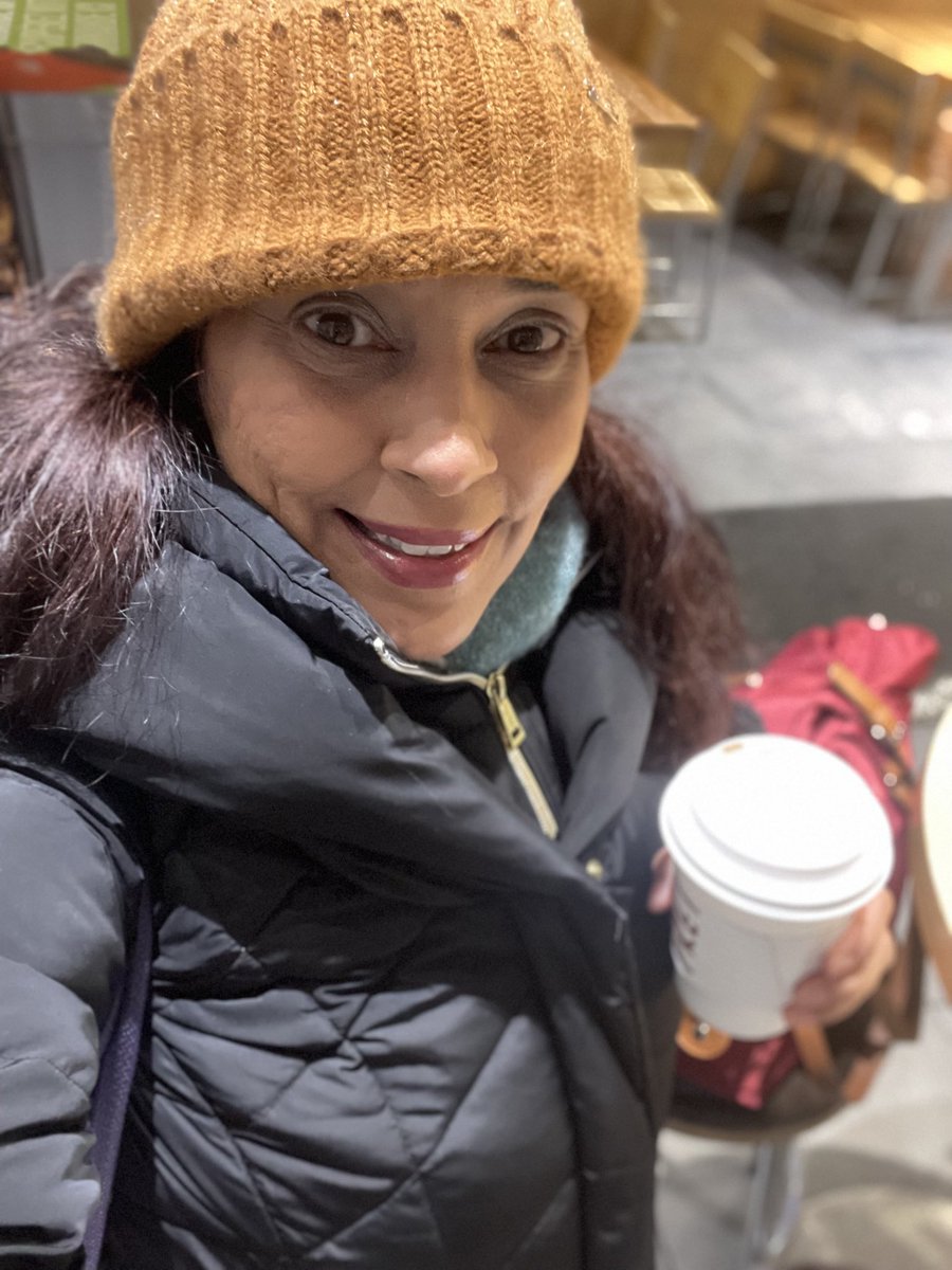 amrita_lackraj's tweet image. Life 

@50 ain’t cheap nothing is outside there yet we fight to survive in jobs and life wanting the same things livings &amp;amp; dollars. It’s not easy but we Canadians are finding it harder. 
#mornings #workflowvibes 
#selfmatters #latte #winter
