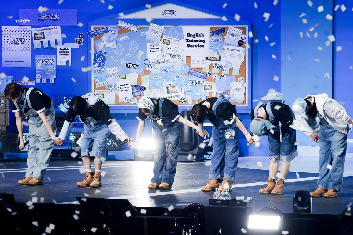 enJoYevMo's tweet image. 2주년 축하해🩵🎉

#TWS #투어스 #247WithUs 
#TWS_2nd_Debut_Anniversary