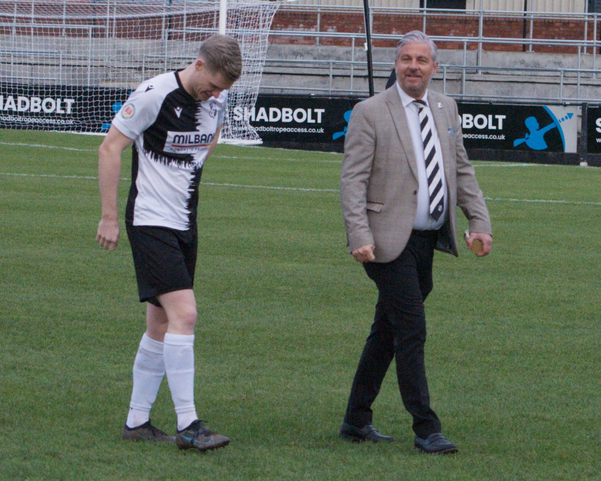 BenKHopkins tweet media