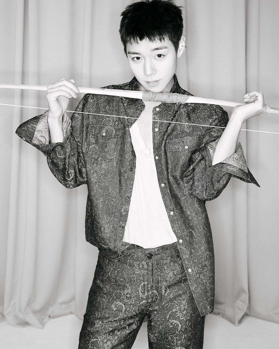 YYentertain's tweet image. 𝗠𝗮𝗿𝗶𝗲𝗰𝗹𝗮𝗶𝗿𝗲𝗞𝗼𝗿𝗲𝗮 𝘄𝗶𝘁𝗵 𝗣𝗔𝗥𝗞𝗝𝗜𝗛𝗢𝗢𝗡 (𝗕 𝗖𝗨𝗧)

#박지훈 #PARKJIHOON 
#왕과사는남자
#YYentertainment