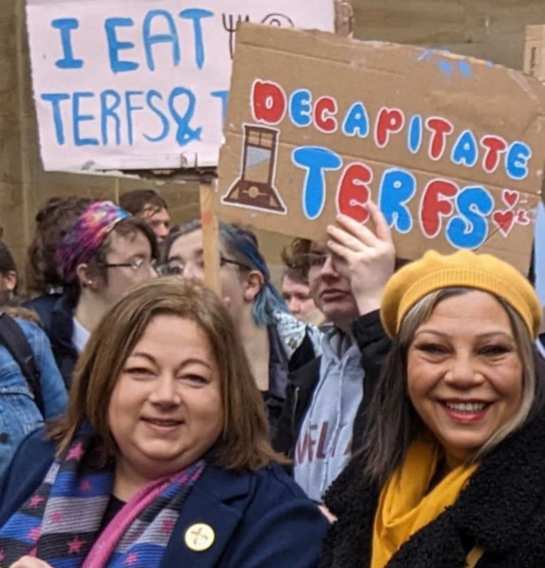 FFesterbragne's tweet photo. @TracyEdwardsMBE @KirstieMAllsopp 100% Tracey. ✔️
Take care. 🫂
#Allsopp
#SNPMSPs
#ViolentMaleProstitute
#PaedophileDragQueen
#ArousedFetishist
You support a losing cause Kirstie. https://t.co/vcy8Y7IEaF