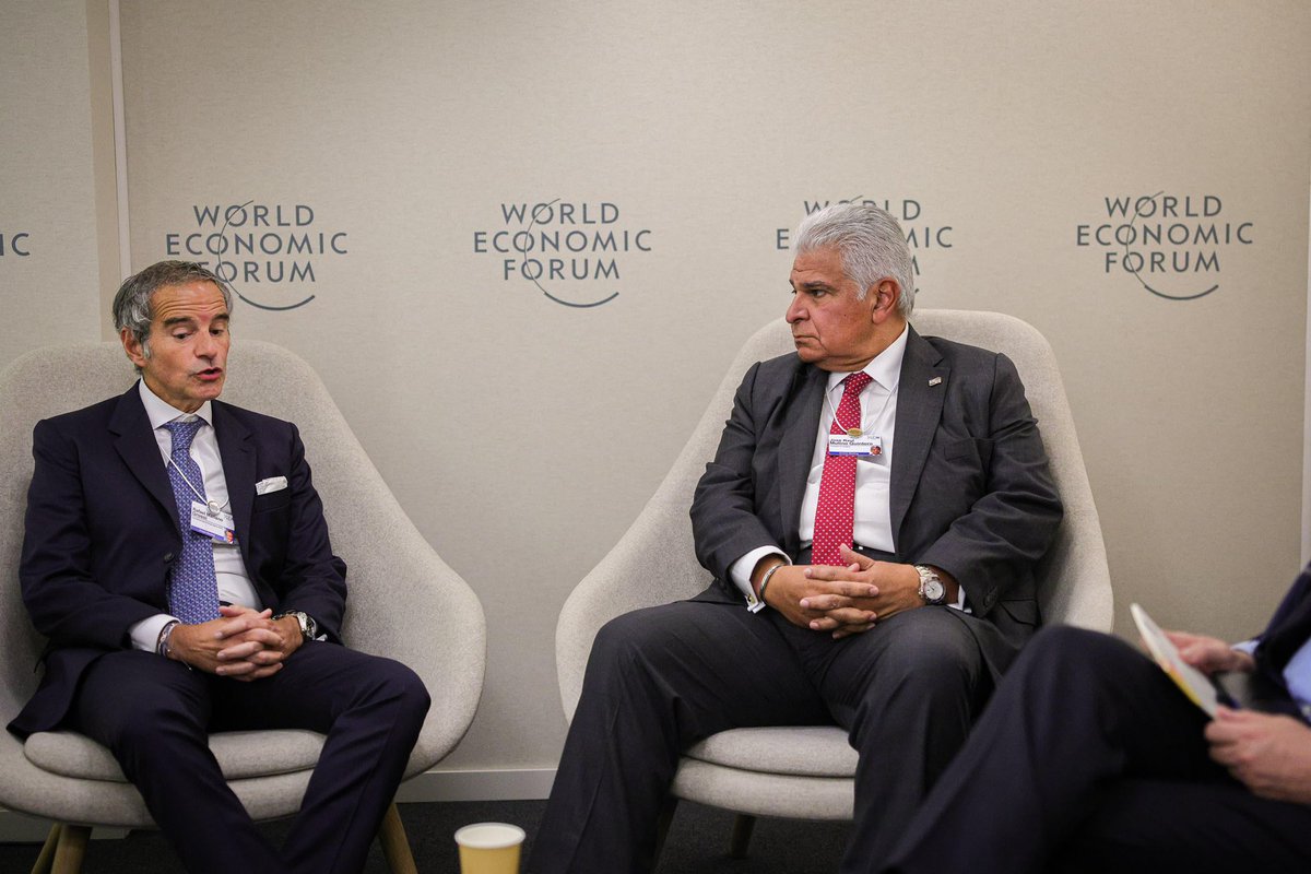En Davos me reuní con <a href="/rafaelmgrossi/">Rafael Mariano Grossi</a>, director general del Organismo Internacional de Energía Atómica (<a href="/iaeaorg/">IAEA - International Atomic Energy Agency ⚛️</a>), para avanzar en cooperación técnica en el área de salud. Una buena noticia de este encuentro es que impulsaremos la formación de profesionales panameños y el uso de