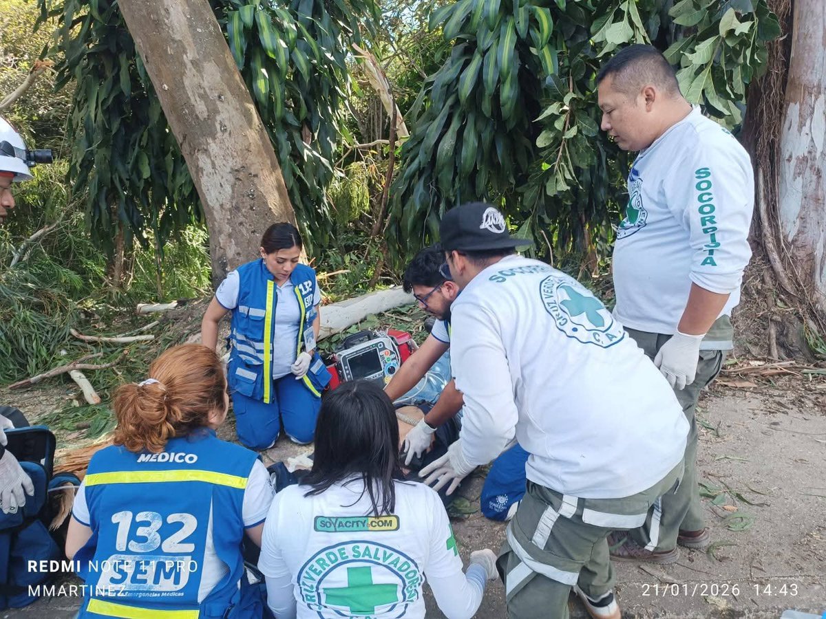 UnidadSindical_'s tweet image. UNIDAD SINDICAL SALVADOREÑA LAMENTA FALLECIMIENTO DE TRABAJADOR MUNICIPAL EN ACCIDENTE DE TRABAJO EN LA ALCALDIA DE LA LIBERTAD SUR - SANTA TECLA

La Unidad Sindical Salvadoreña (USS) expresa su profundo pesar por el fallecimiento del trabajador municipal Ángel Ramírez, ocurrido…