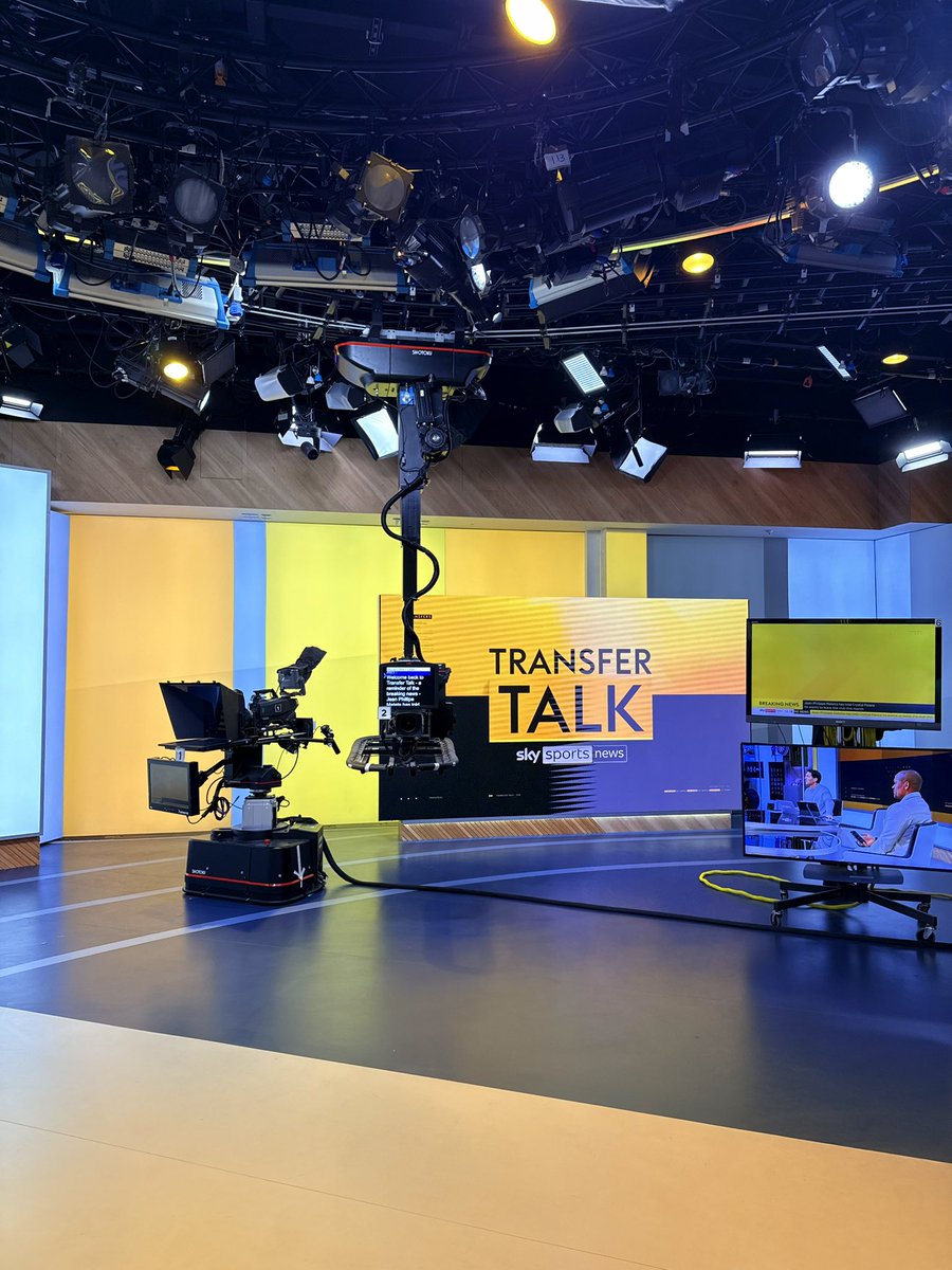 emashallmedia's tweet photo. Unbelievable experience at Sky Sports News talking all things Manchester City and unfortunately discussing that poor loss to Bodo Glimt in the Champions League! Despite the result, it was still insane to get to do this and get to meet some of my fellow Fanalysis members 🩵⚽️�� https://t.co/jL6sHJrJgA