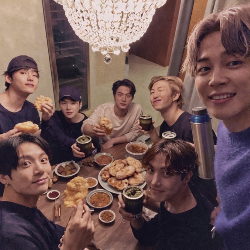 Martidani12e's tweet photo. #BTSenUruguay #BTSinUruguay https://t.co/ijAPV7UGBW