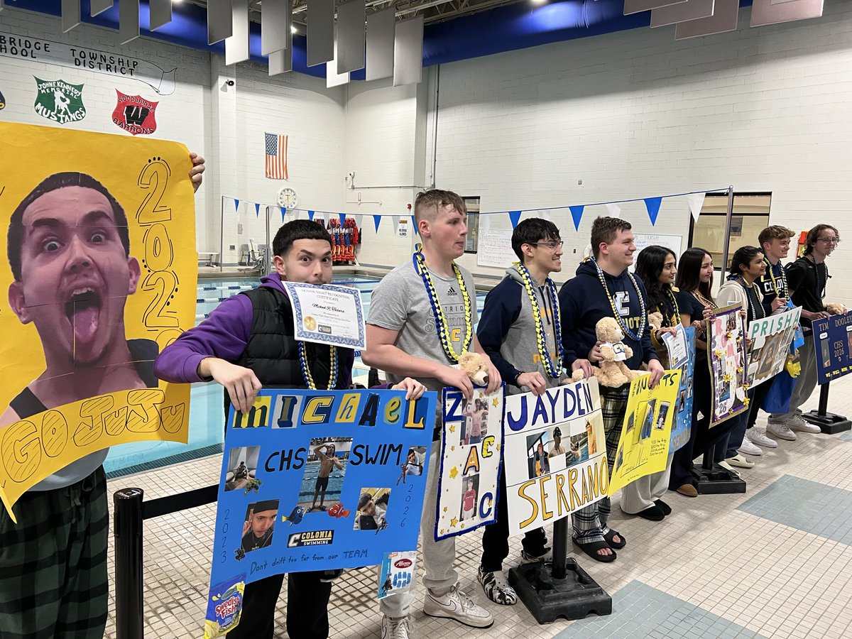 Colonia Swimming tweet media