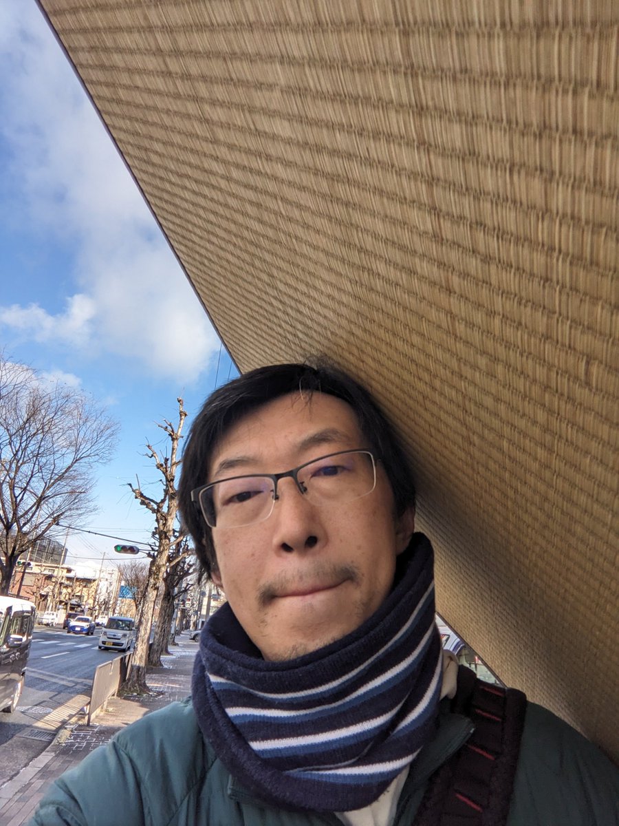 kimza's tweet photo. イベントには畳が欠かせませんね！「ぎゅっくま」展@かもの工房、このあと10時から。
さてバス乗れるのか？ https://t.co/FIXvAAfN1a