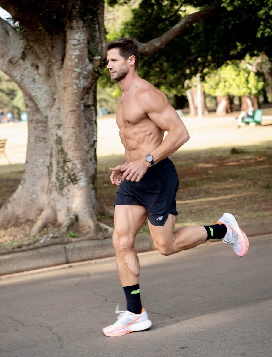 comentsaly's tweet image. Cansei de fingir que um padrão desses não resolveria todos os meus problemas