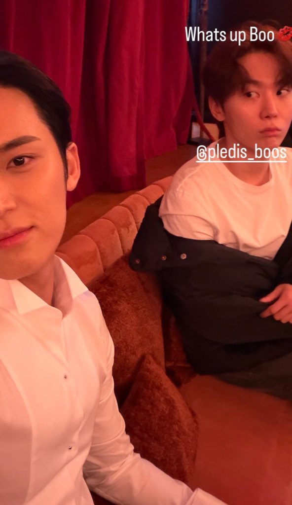 nyoooonatt's tweet image. 「볼에 뽀뽀를 헤주겠어」💋