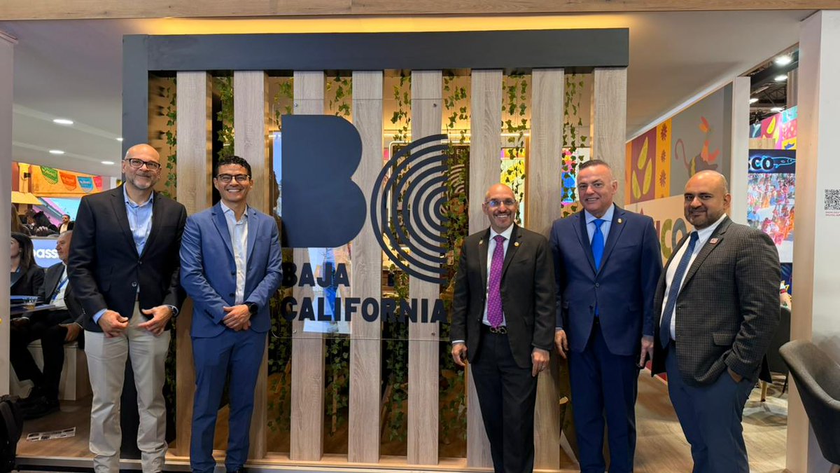 CONCANACO's tweet photo. Seguimos fortaleciendo alianzas desde FITUR 2026 🫱🏼‍🫲🏻🌍
El presidente de CONCANACO SERVYTUR, @octaviodlatorre, sostuvo una reunión de trabajo con el secretario de Turismo de Baja California, Miguel Ángel Badiola Montaño, como parte de un acercamiento institucional para presentar al nuevo titular y explorar líneas de colaboración conjunta.
Un encuentro para impulsar el desarrollo turístico y económico de la entidad.
#UnidosEnAccionesPositivas