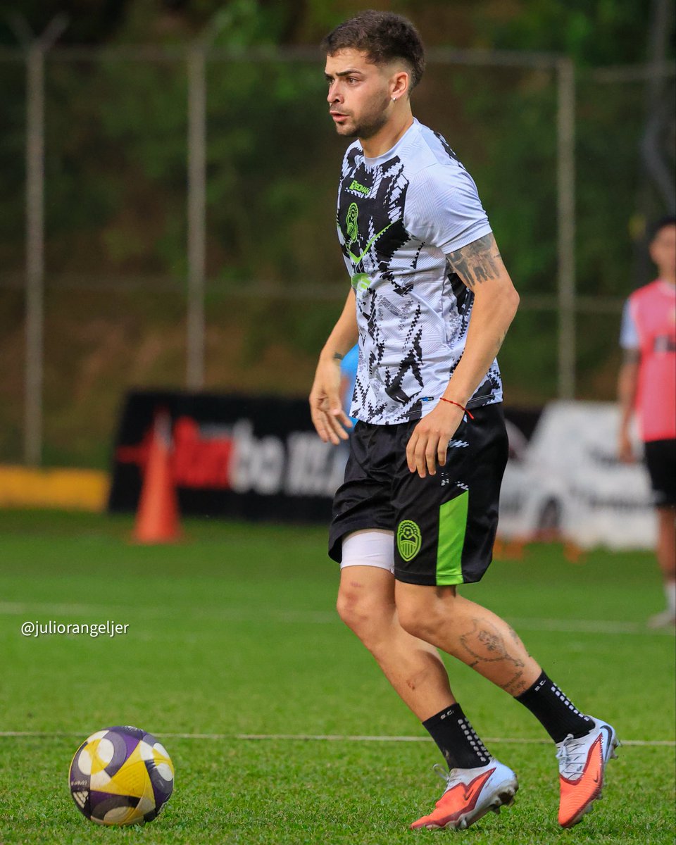 Listo para lo que viene!🏆🖤💛🔜