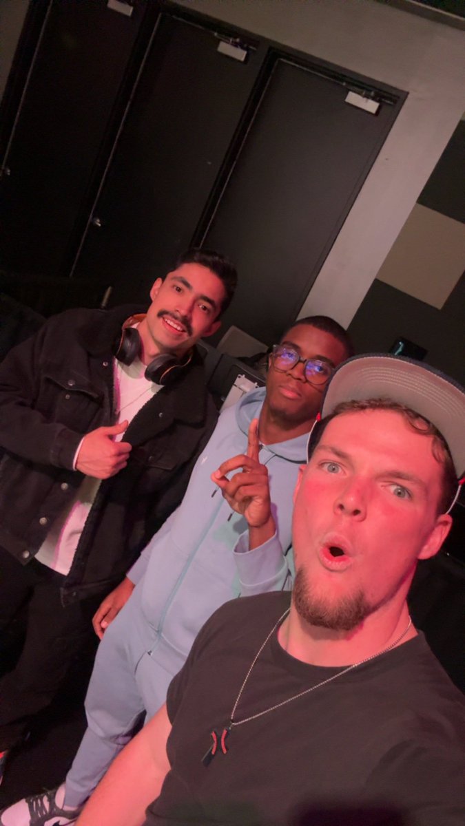 UMC In The Building at <a href="/EAMaddenNFL_MCS/">Madden Championship Series</a>
LCQ Live.

<a href="/Edgarhh24/">Edgar Hernandez</a>, <a href="/ronj_257/">Karon Jones</a>, and <a href="/nixon_chas25817/">Chase Nixon</a>