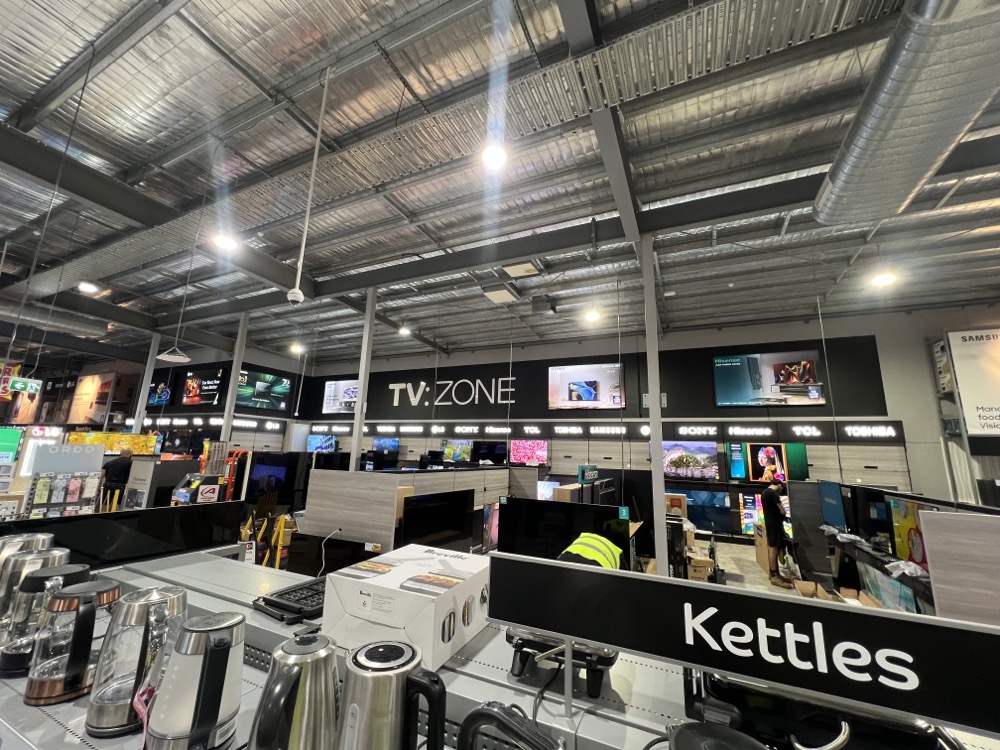 MM_Signage's tweet photo. Our team recently completed a national rollout of TV wall lightboxes for The Good Guys. The project also highlights the versatility and cost-effective application of our internal lightbox solutions. #internalsignage #branding #nationalrollout https://t.co/Vzgkg0Fr70