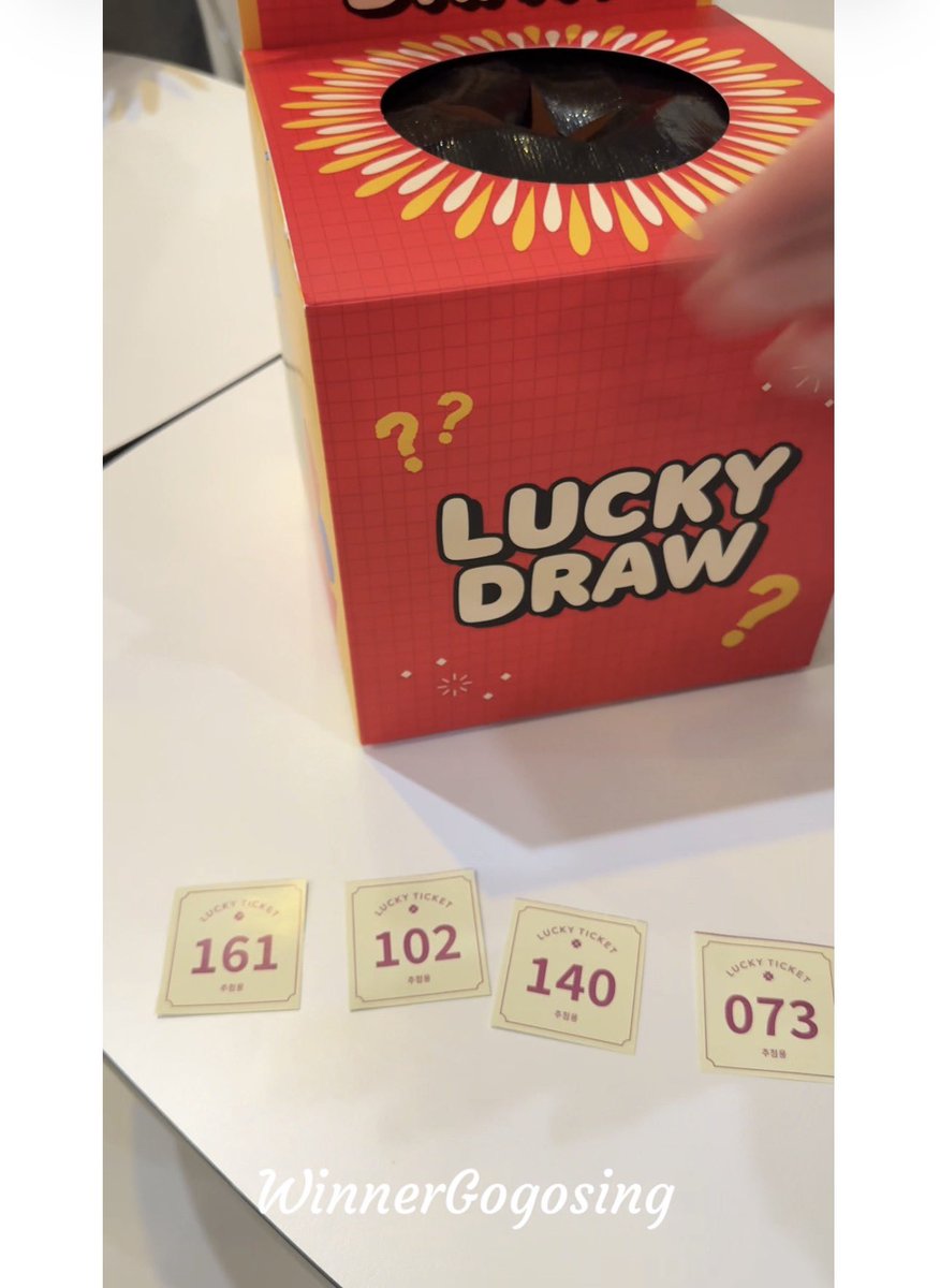 승윤이 생카 오신 분 중에 당첨번호 161/102/140 3분이 찾습니다🥰🥰 오늘6시까지 띠엠 주셔야합니다. 시간지나면 다시뽑을거에요🙏🙏