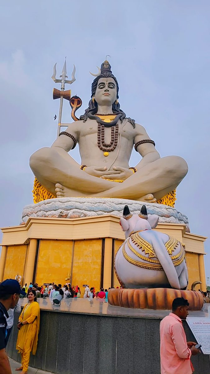 हर हर महादेव 🔱🔱🙏🙏
सुप्रभात ❄️ सुप्रभात ✨