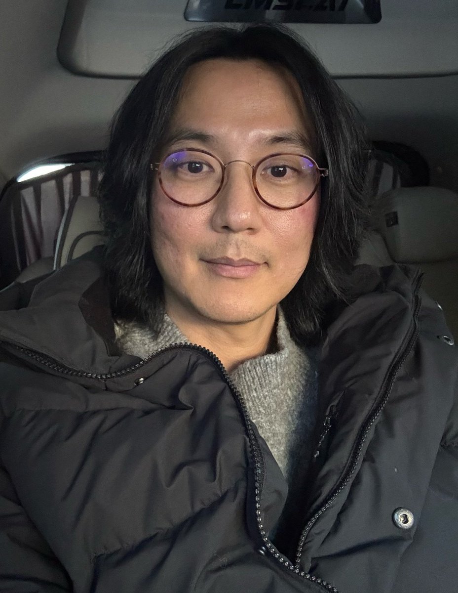 This is how you age when you're unproblematic.