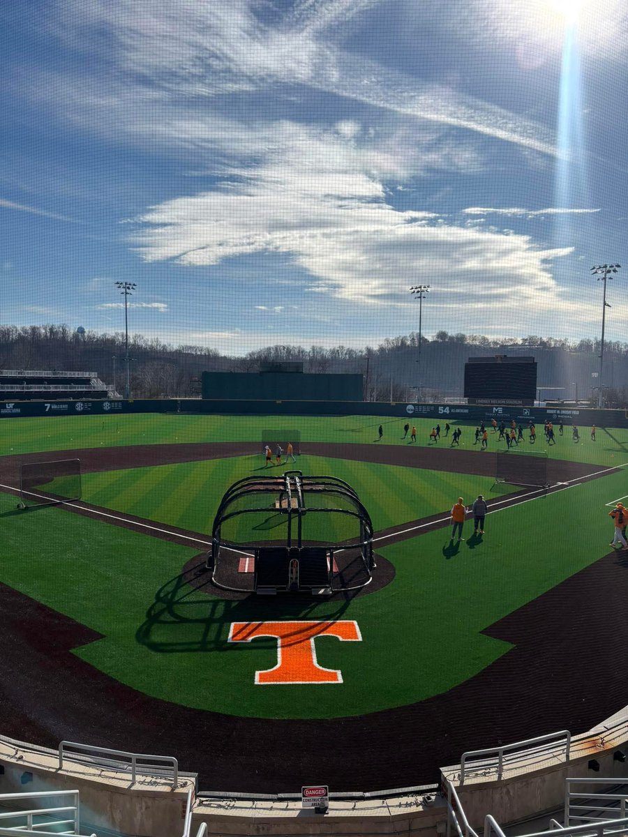 She’s gorgeous man😍