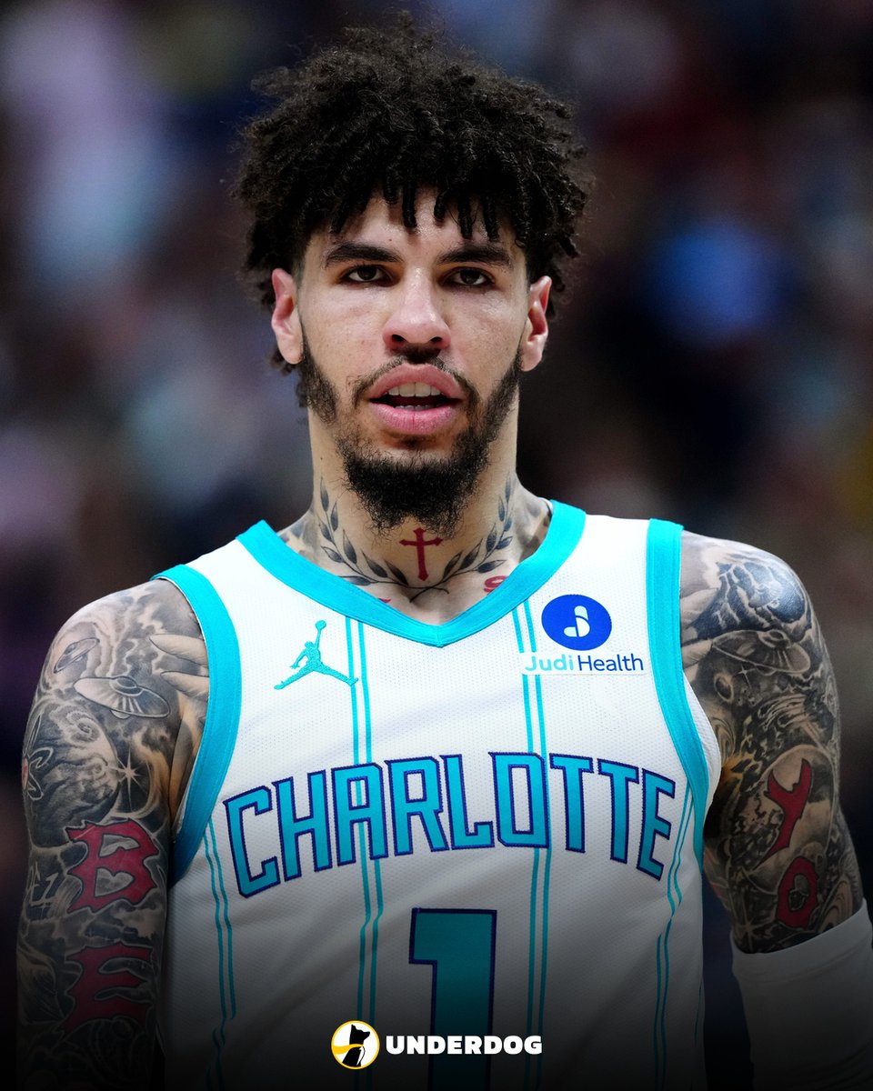 UnderdogNBA's tweet photo. Hornets at halftime:

32 PTS
13-50 FG
3-24 3PT

LaMelo Ball and Brandon Miller:

4 PTS
1-16 FG
0-9 3PT https://t.co/BOjLMVoA9K