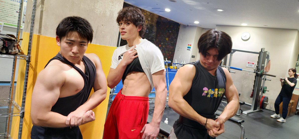 Boxer_ryu's tweet image. 本日一緒に　#トレーニング　したイケメン！
一人はハーフでイケメンで腹筋バキバキとかって完璧　#イケメン！
