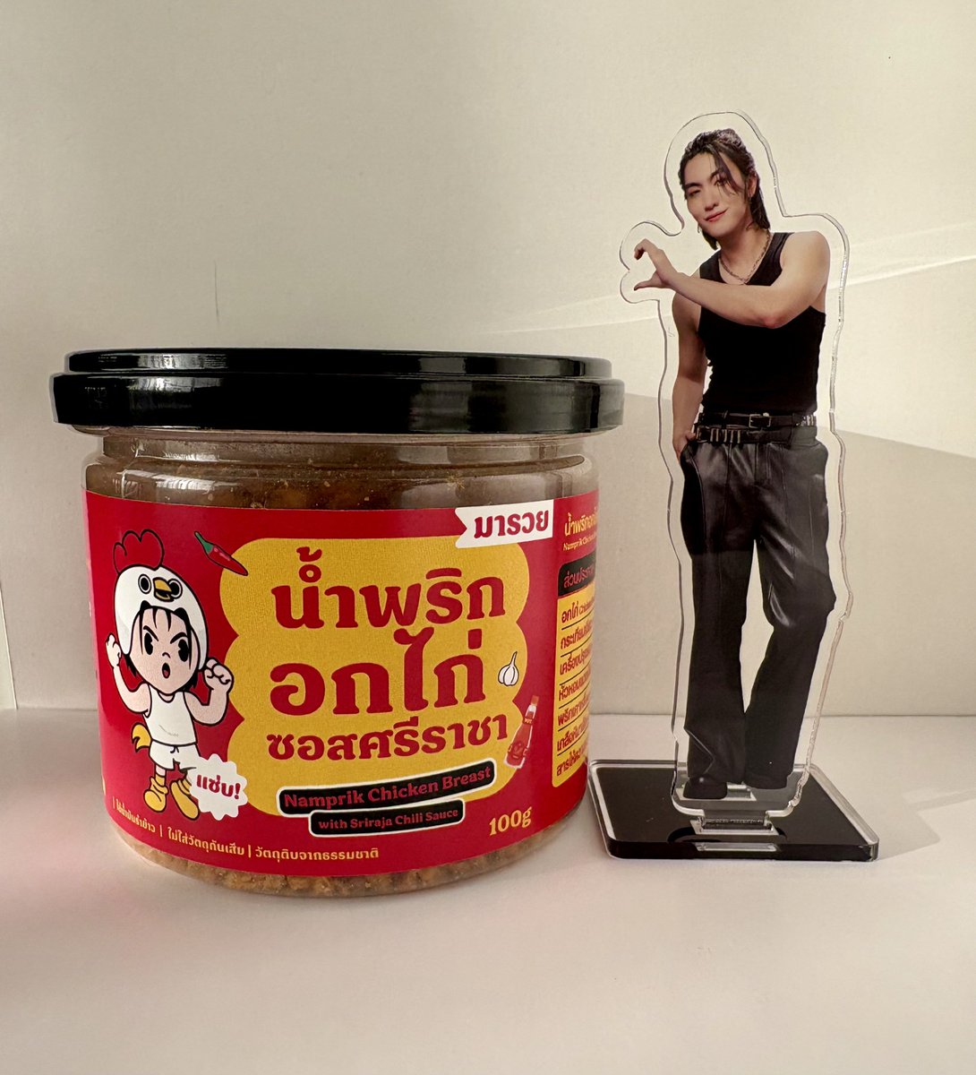 このアクスタこうして広告にも使える！！