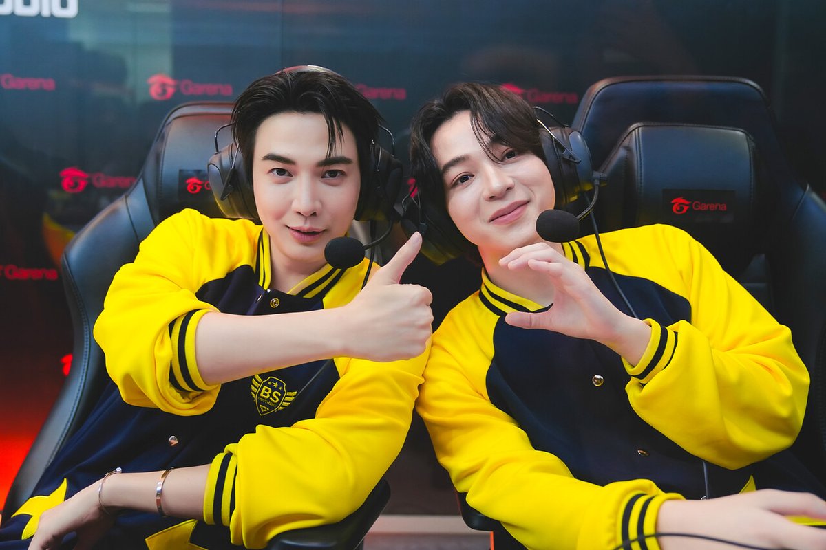 omg_entertain's tweet image. WeTV Thailand จับมือ Garena Online (Thailand) (RoV) เชื่อมโลกซีรีส์และเกม ภายใต้ WeTV Original “ซอโซ่ล่ามธีร์ Be My Player Two” 

#ROV_GMEVENT_ซอโซ่ล่ามธีร์
#WeTVth #WeTVOriginal
#บันเทิงอลัง #OMGEntertainnews