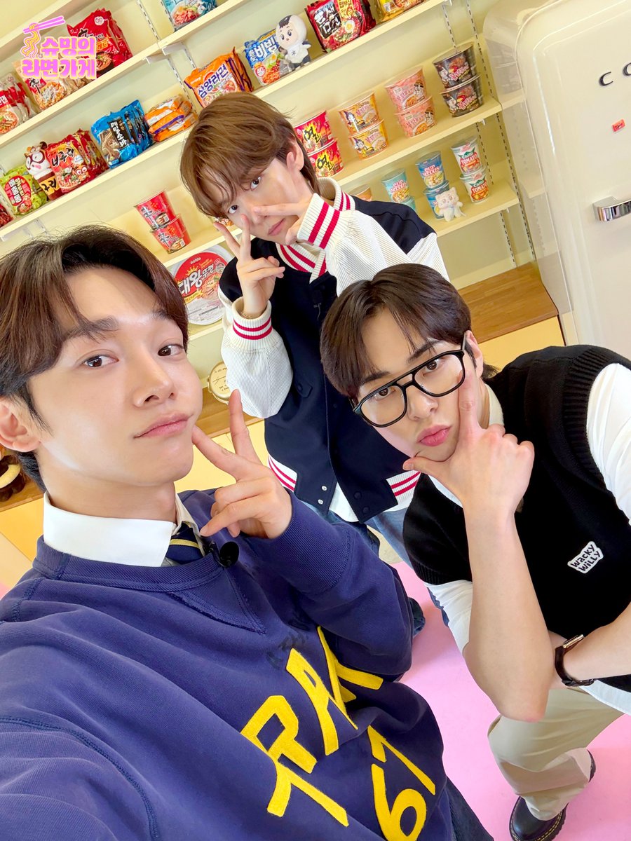 brandnewdaes's tweet image. I LOVE YOU