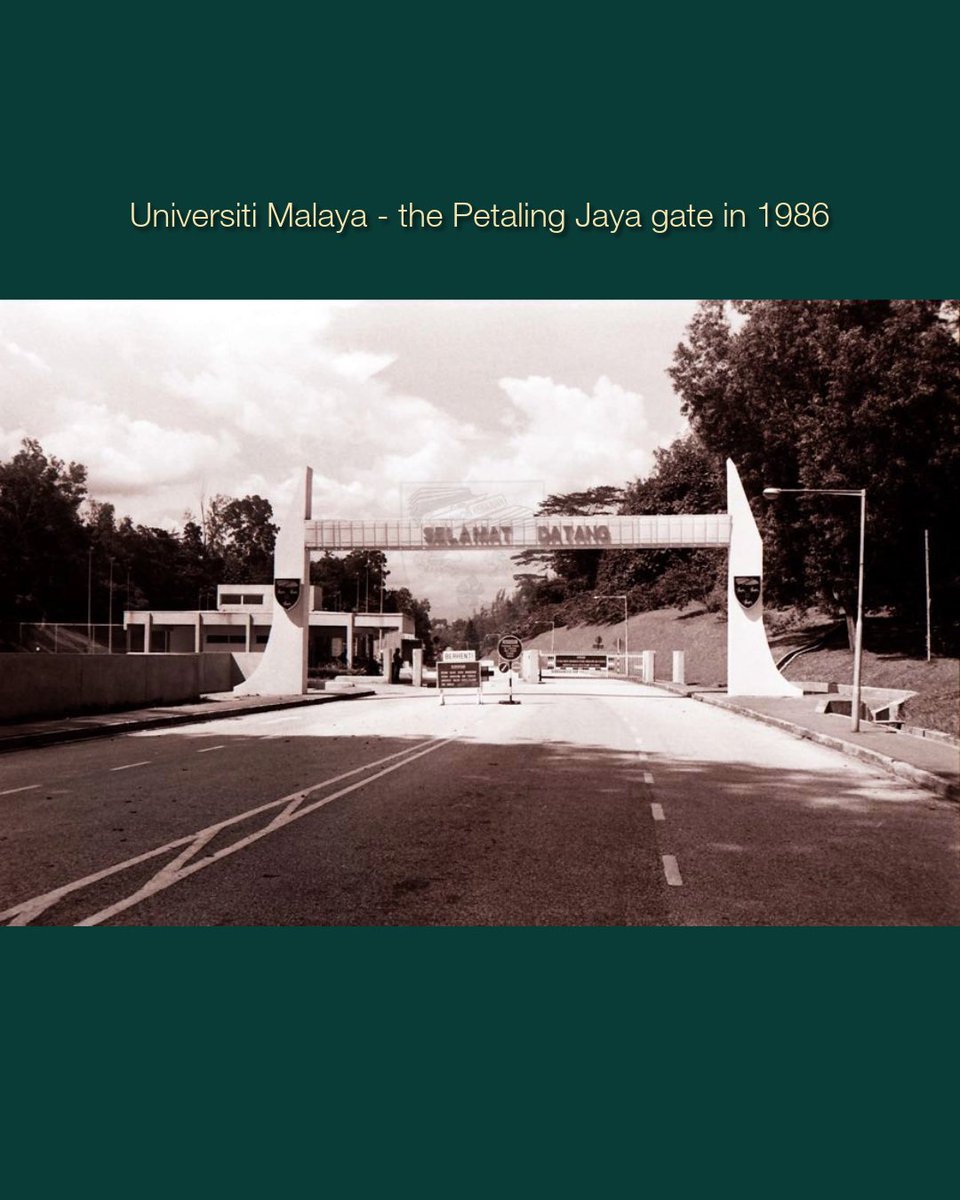 thosedaysmy's tweet photo. The Universiti Malaya’s Petaling Jaya gate back in 1986.

Were you a student of UM? What was your favourite story back then? https://t.co/Md39KxHbFO