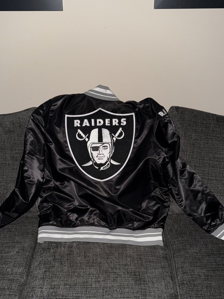 Raiders_MF's tweet photo. I’d have @WastedRaiders looking like Andre the Giant when I pull this heat out 🔥 #DripGod 💧 https://t.co/GsZkawVc8e