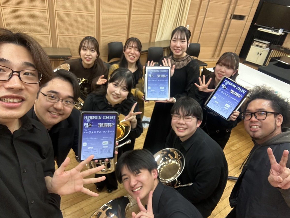 昨日は国立音大の試験前おさらい会、そして門下コンサートに向けたリハーサルを行いました！
今年度もあと少し！四年生とはあと一回のレッスンです。

みんな頑張れー！！気合いだー！！