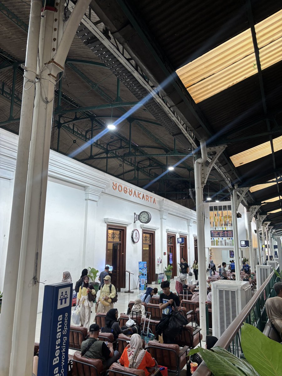 Ccookk_'s tweet image. Yogyakarta versi lu gimana sih?