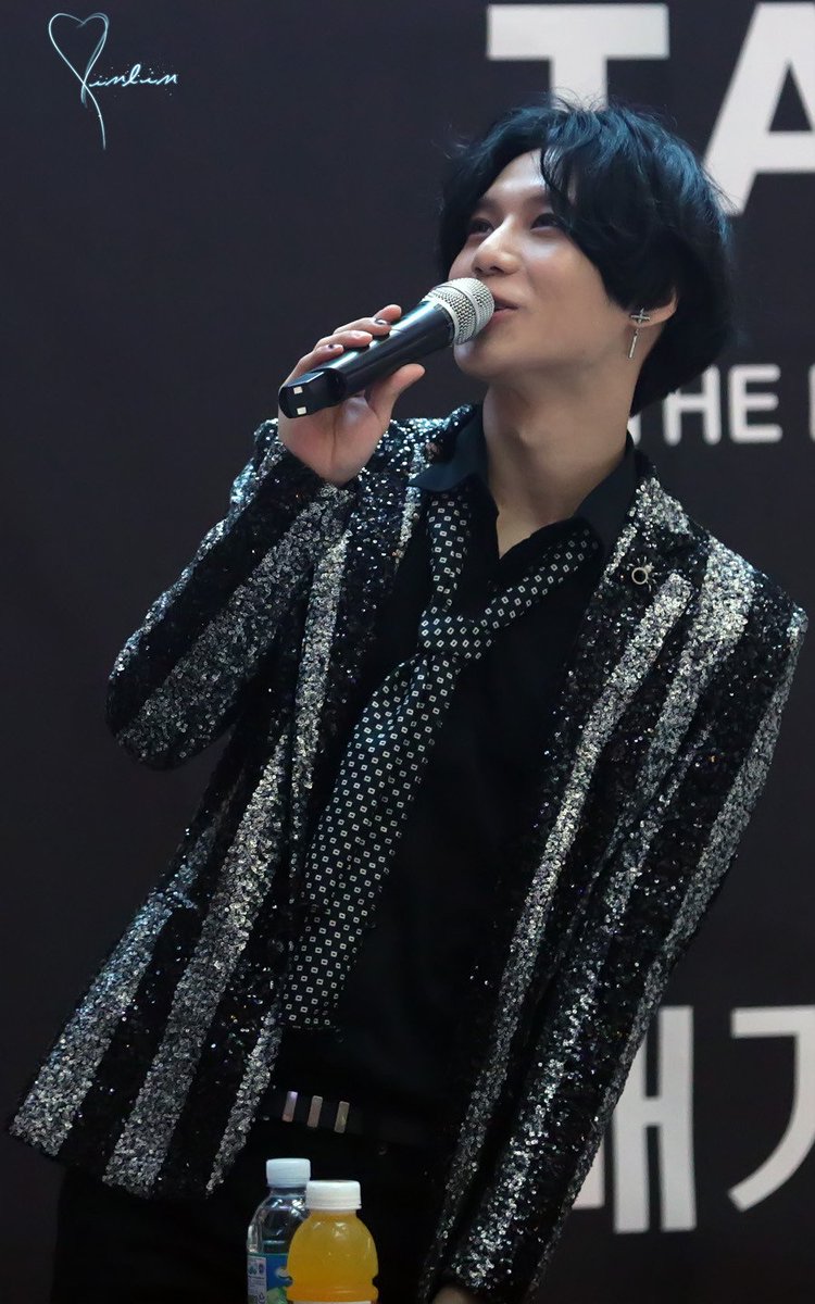 hourly taemin tweet media