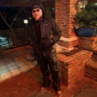 _itsRobbie's tweet image. #NewProfilePic