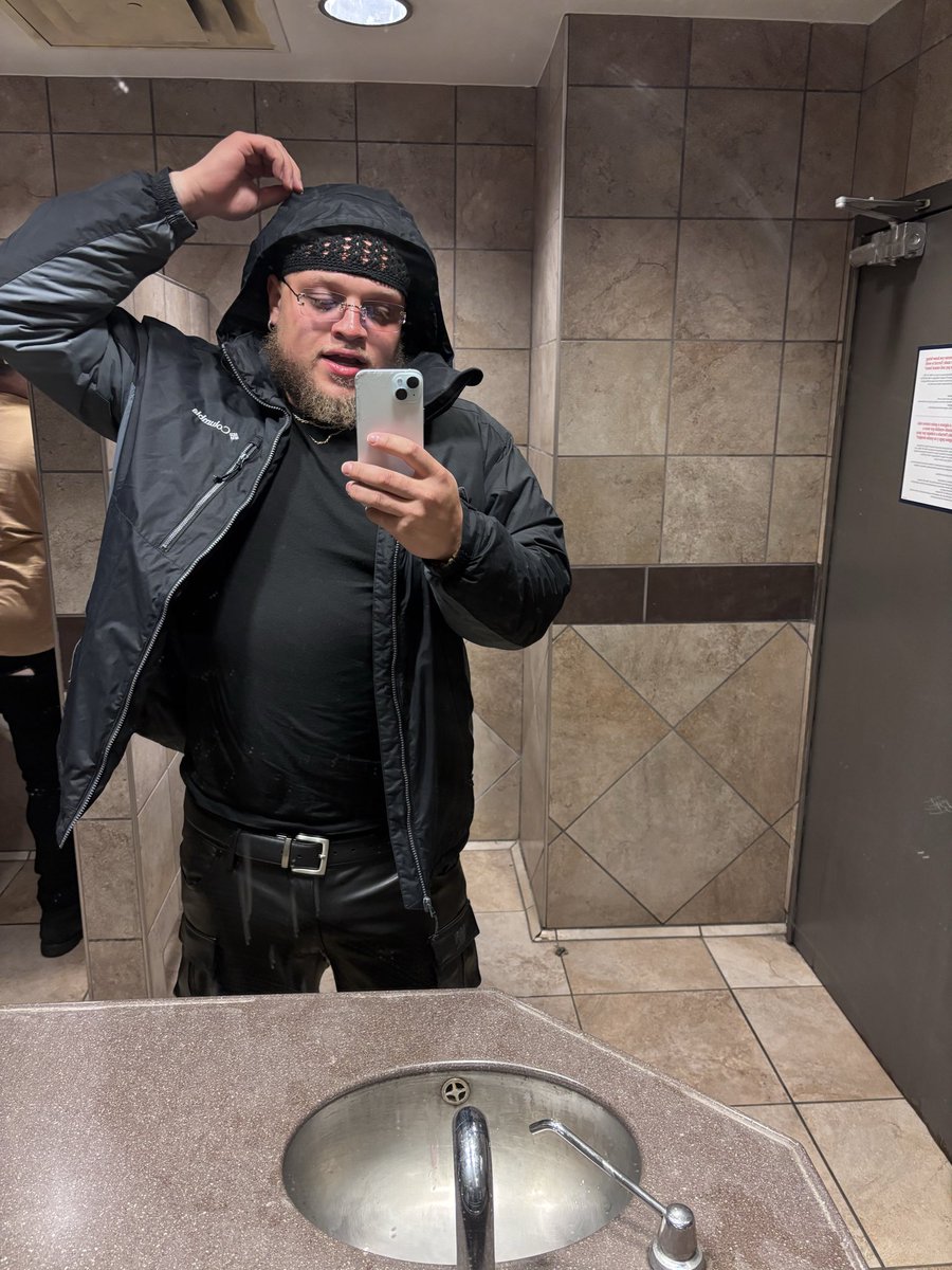 _itsRobbie's tweet image. ✌🏼