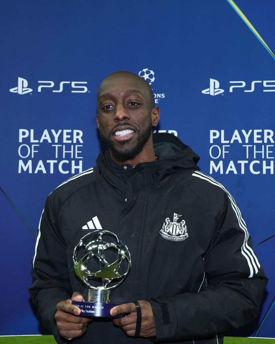 🚨 𝐋𝐢𝐠𝐮𝐞 𝐝𝐞𝐬 𝐂𝐡𝐚𝐦𝐩𝐢𝐨𝐧𝐬 :

📊 Statistiques de Yoane Wissa lors de la large victoire de Newcastle (3-0) face au PSV.
➡️ Note : 8.2
⚽ 1 but
🎯 1 passe décisive
📈 69% de passes réussies (9/13)
👟 25 ballons touchés
🏆HOMME DU MATCH