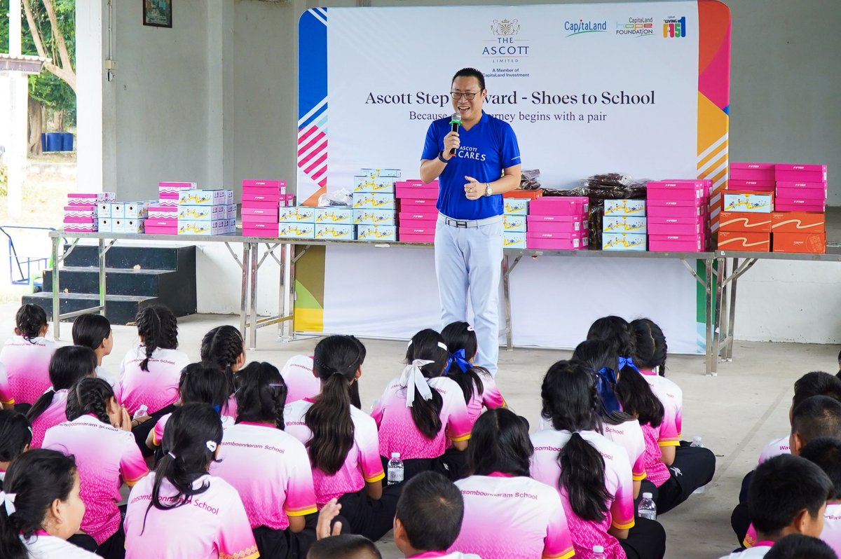 Discover ASR tweet media