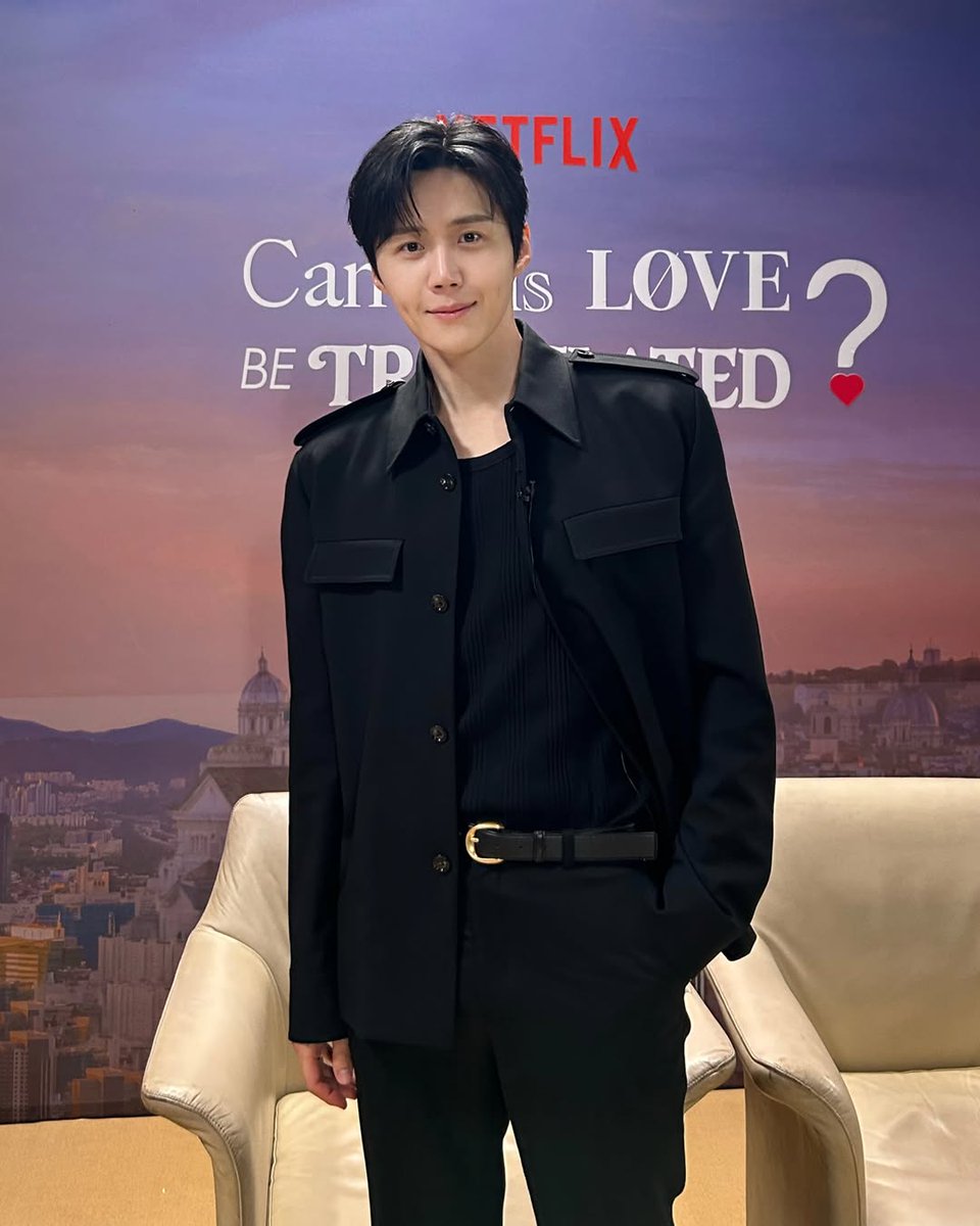 Kim Seon Ho Opens Up About Playing a Multilingual Interpreter in Netflix’s Can This Love Be Translated? Kim Seon Ho Opens Up About Playing a Multilingual Interpreter in Netflix’s Can This Love Be Translated?