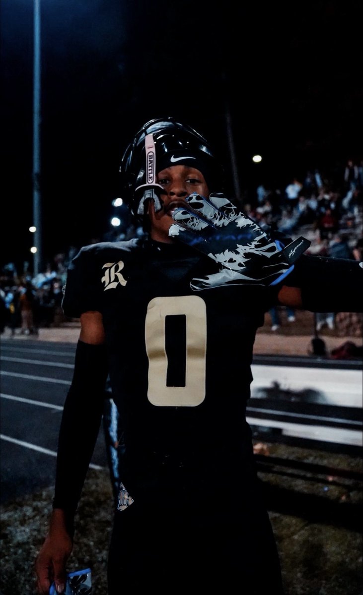 ebonydenice_85's tweet photo. Kyrin Grimes | Class of 2027
Junior at Joe T. Robinson HS | Dual-Sport Athlete (Football &amp; Track)
• Positions: WR / CB / S
• Size: 5’11”, 165 lbs
• GPA: 3.0
• Team: 5A State Champions (14–0)
• Track: #5 nationally in Long Jump (15–16 age)
📹 HUDL: https://t.co/i3Pusm9Ntl https://t.co/t9pzvyU7yR