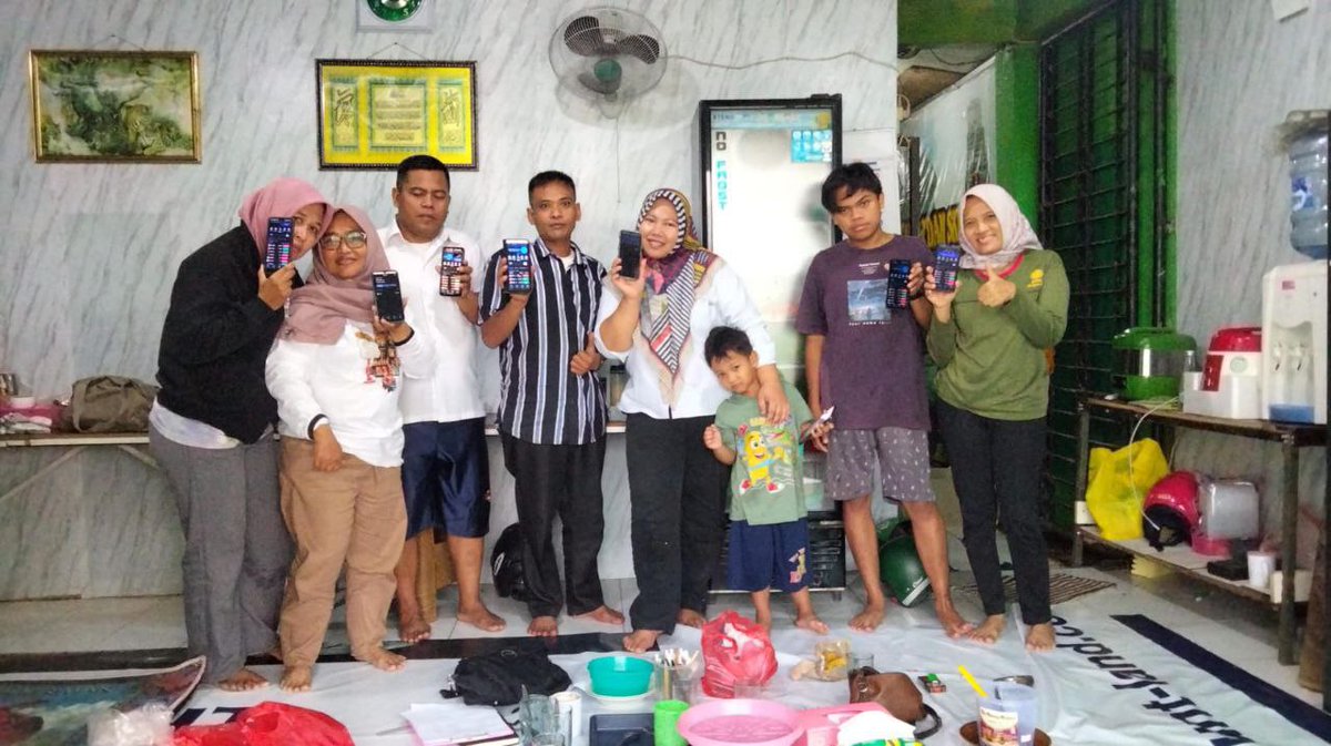 DVTEAM88's tweet photo. Pertemuan Offline DV TEAM · Jakarta Selatan
Leader Euis Mulyati kumpul bareng tim (18/01). Bukti nyata koordinasi & komitmen untuk maju bersama menuju prestasi 2026! 🤝🔥🇮🇩
👉 @DV_CustomerService
#DVTEAM #PertemuanOffline #KebersamaanTim #KomitmenNyata #DVJakartaSelatan https://t.co/o97sEinDuG