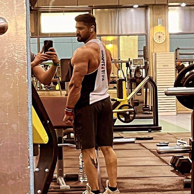 TheIranWatcher's tweet image. Even after Trump’s warnings, the Islamic Republic continues executing protesters.

Another name has now emerged.

Ali Rahbar, a gym coach and bodybuilder from Mashhad, was executed by hanging on the morning of Wednesday, January 22, 2026.

He was arrested in the early days of the…