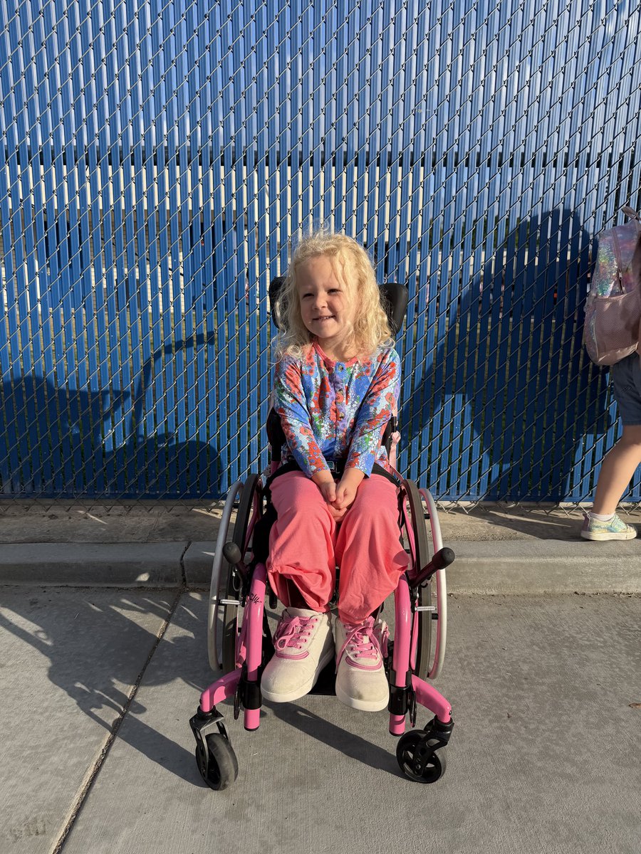 kiersten 🍄 tweet media