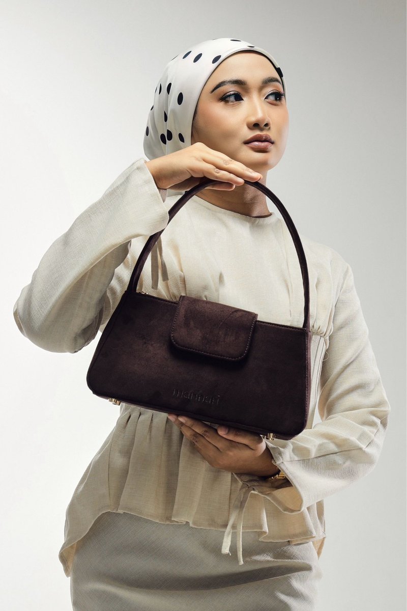 rinadandy's tweet photo. Siapa yang kenal PS Marina Dandy dekat sini, gais finally we have a handbag collection sendiri!🥺 https://t.co/k9zFjS0aTp