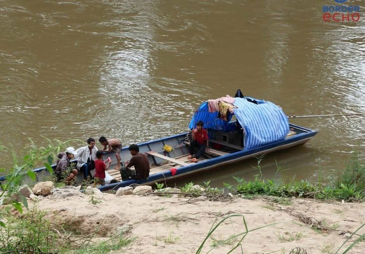 bnionline1's tweet image. Thailand reopens Thaungyin River border ferry docks after a month-long closure due to Myanmar clashes. Cross-border movement resumes! #Thailand #Myanmar #BorderUpdate
bnionline.net/en/news/thaila…