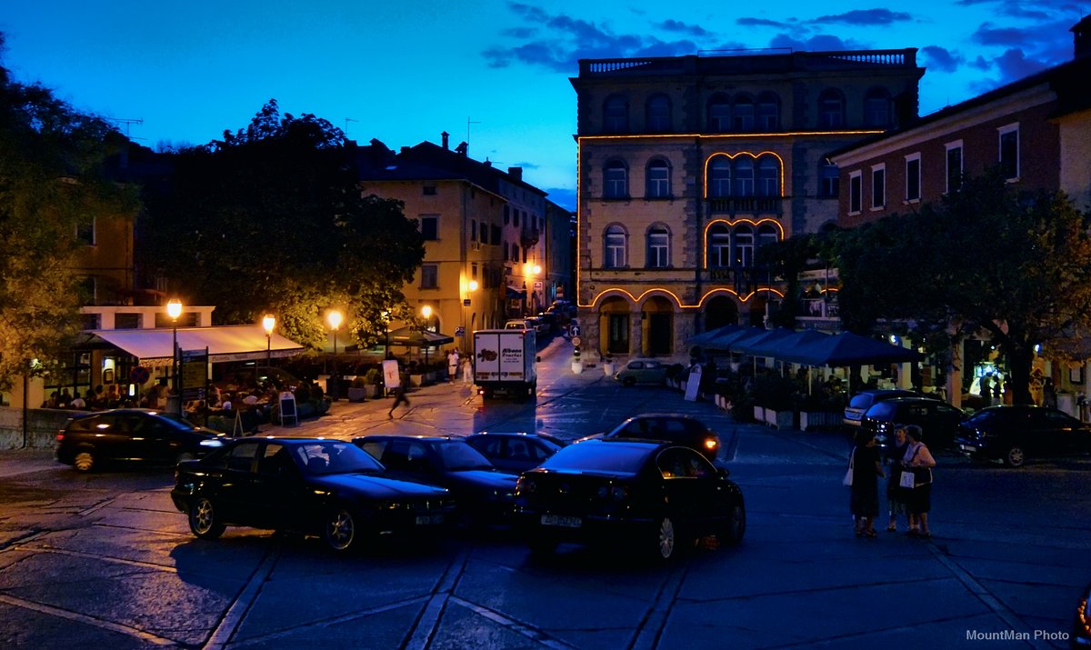 StjepanStimac's tweet image. Labin by night
#labin #noćnidetalji #istra #photogaphy