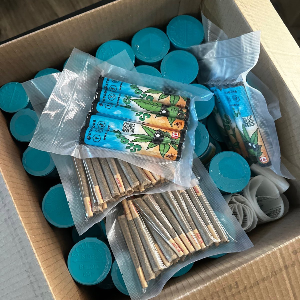StoniesSmoke's tweet photo. Legal weed shipped to your door 💨💨

🇺🇸 Available across the USA
🌿 Exotic flower, Moonrocks, pre-rolls, concentrates and more!
💰 10% off code = “STONERS”

Shop here 👉 https://t.co/k29CGMmJWR https://t.co/qhS390gVsq