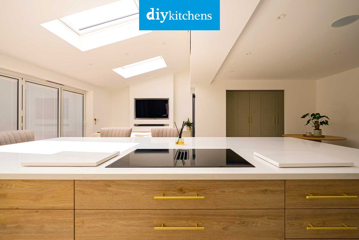DIY_Kitchens's tweet photo. π Ryan from Wigan shows us his completed Innova Bramley Mussel & Cento Natural Davos Oak #kitchen, supplied by DIY Kitchens (Ref:4255) - https://t.co/lMhkfaX2cQ
Visit https://t.co/mDGIyY2X5f to see how much you could save on your dream kitchen!
#bramley #shakerkitchen https://t.co/VJDGA4EE8n