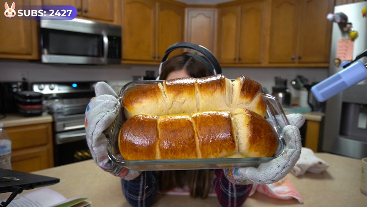 Buen stream de <a href="/staryuukiii/">Staryuuki</a> ✨ hubo charlas y estuvo preparando pan le quedó 10 de 10 felicidades 👩‍🍳🍞 

Linda noche ❤️