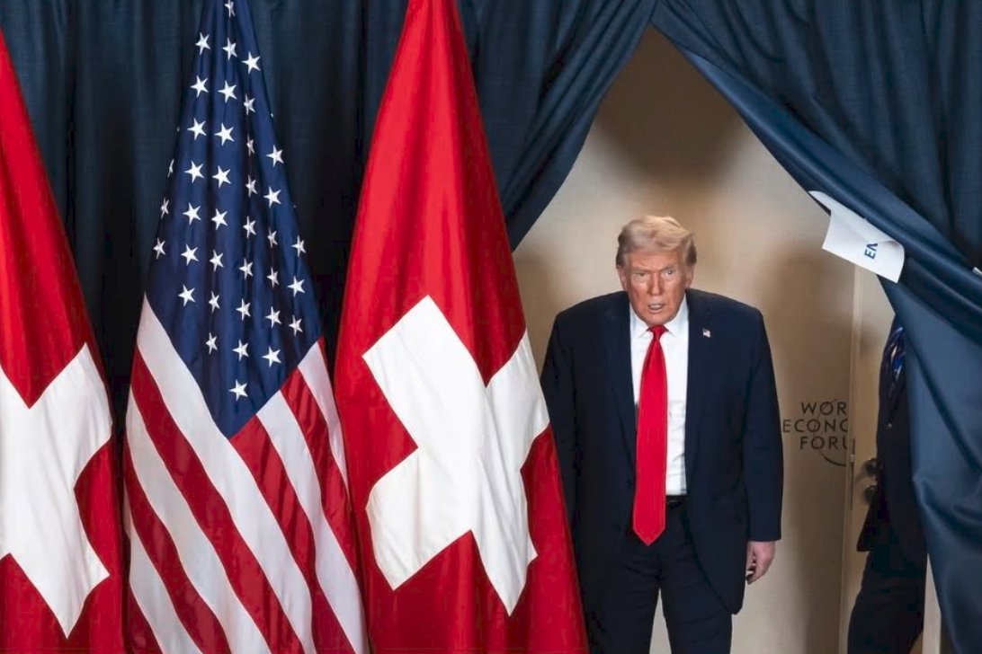 Me at my mom's door at 3am after i threw up