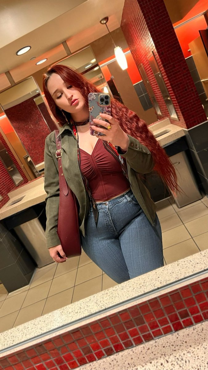 Alexandria the Red tweet media